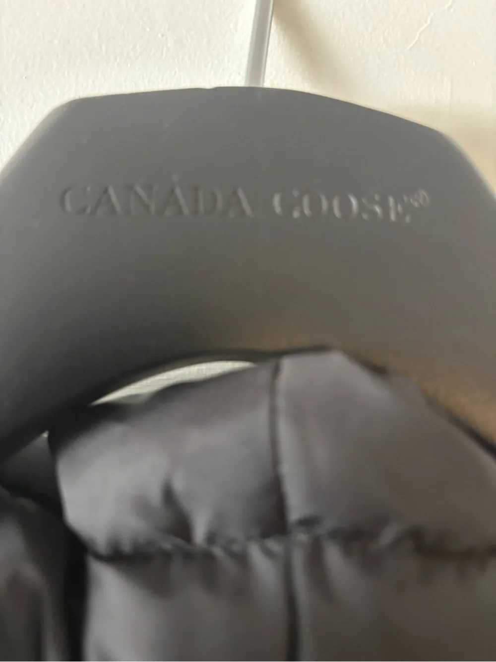 Canada Goose Navy Blue Expedition Parka with Signature Patch / Never worn